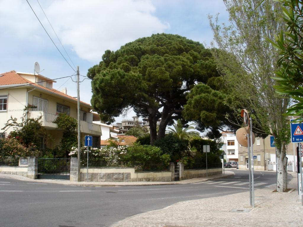 Casa Shanti Niketan Estoril Eksteriør billede